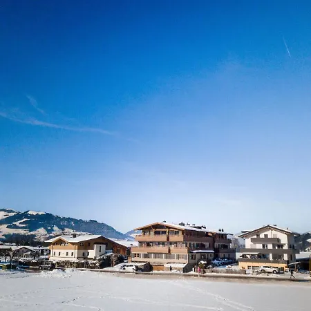 Διαμέρισμα Luxury With Sauna, Gondola Within Walking Distance